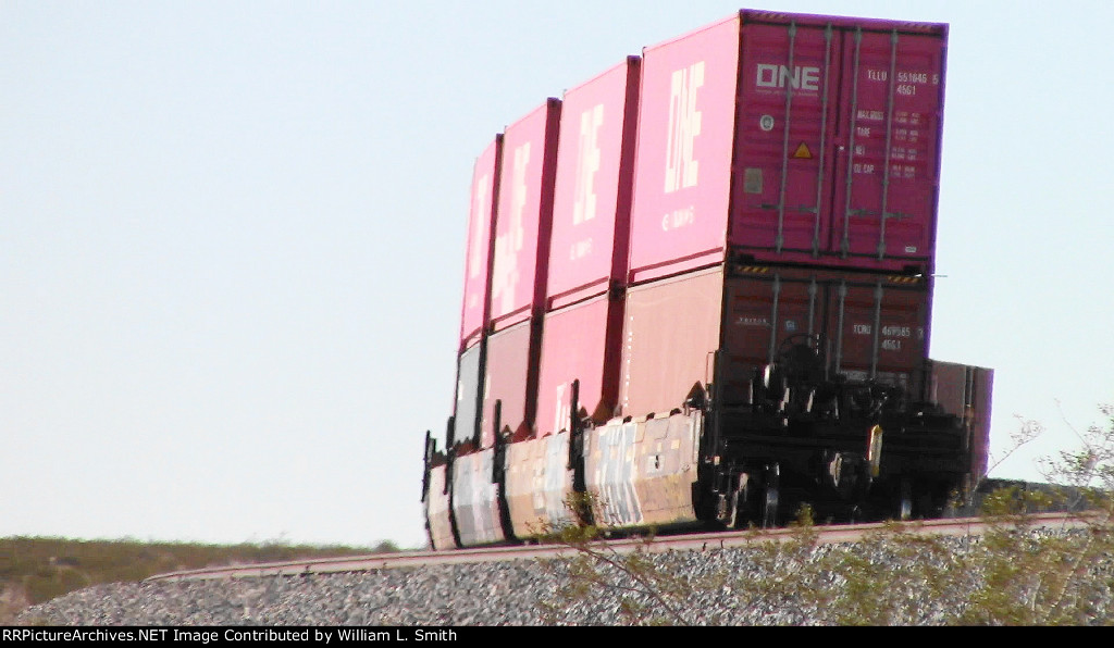 WB Intermodal Frt at Erie NV -96